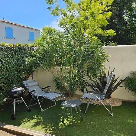 Σπίτι διακοπών Maison 3 Etoiles A 50m Plages Iles Nature Piscine Chauffee Jacuzzi Prive Wifi Le Port-des-Barques